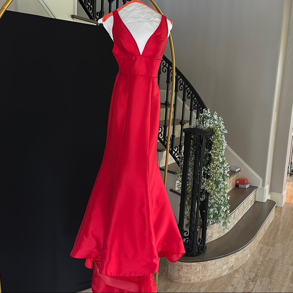 Sherri Hill Red Pleated Halter Prom Gown - Picture 9 of 15